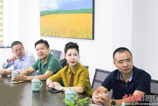  走访调研台企福建省佰臻生态农业有限公司。林榕生 摄