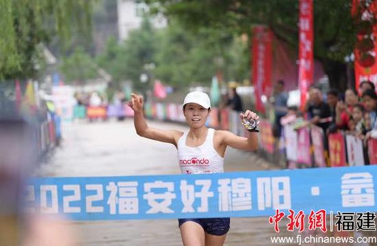比赛选手参赛现场。
