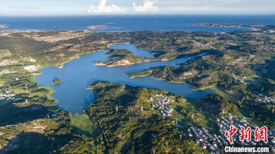 图为平潭三十六脚湖。 平潭综合实验区融媒体中心 供图 图为平潭三十六脚湖。 平潭综合实验区融媒体中心 供图