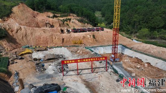 智慧屏南(一期)工程建设项目开工现场。屏南县融媒体中心 供图 智慧屏南(一期)工程建设项目开工现场。屏南县融媒体中心 供图